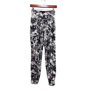 Athleta Salutations Tie Dye Print High Waisted Jogger Pants XS